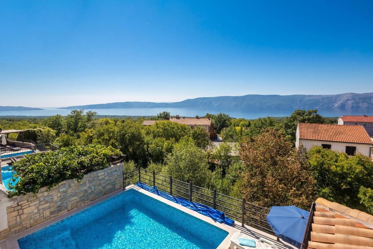 Villa Lurda Linardici Krk エクステリア 写真