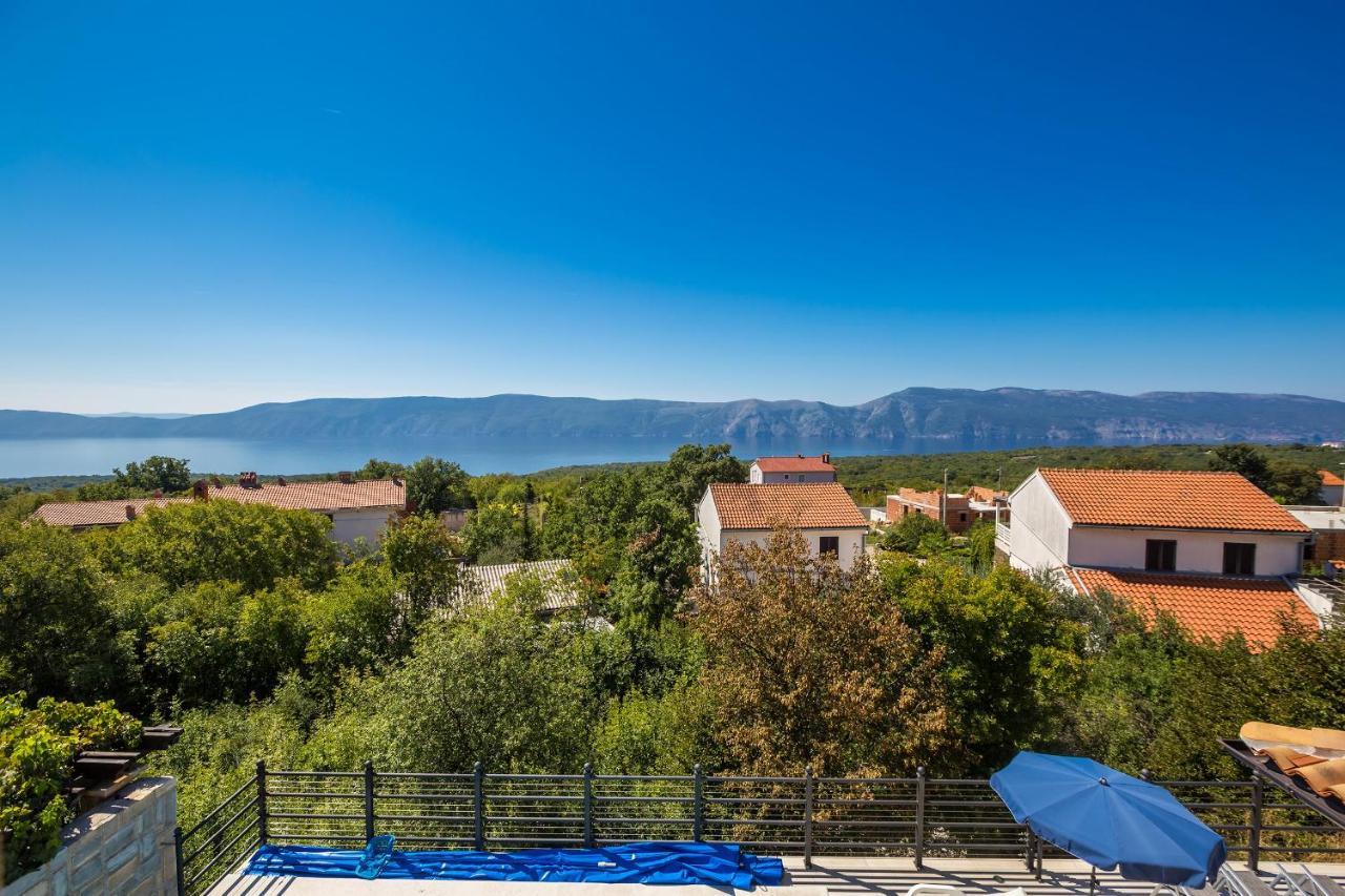 Villa Lurda Linardici Krk エクステリア 写真